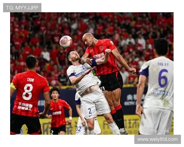 上海海港力克成都蓉城全力冲击联赛冠军争夺战